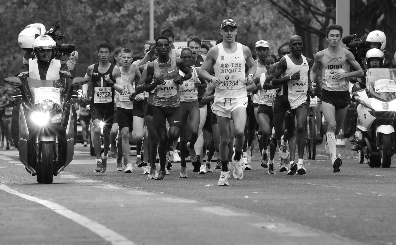 cómo entrenan los corredores de larga distancia